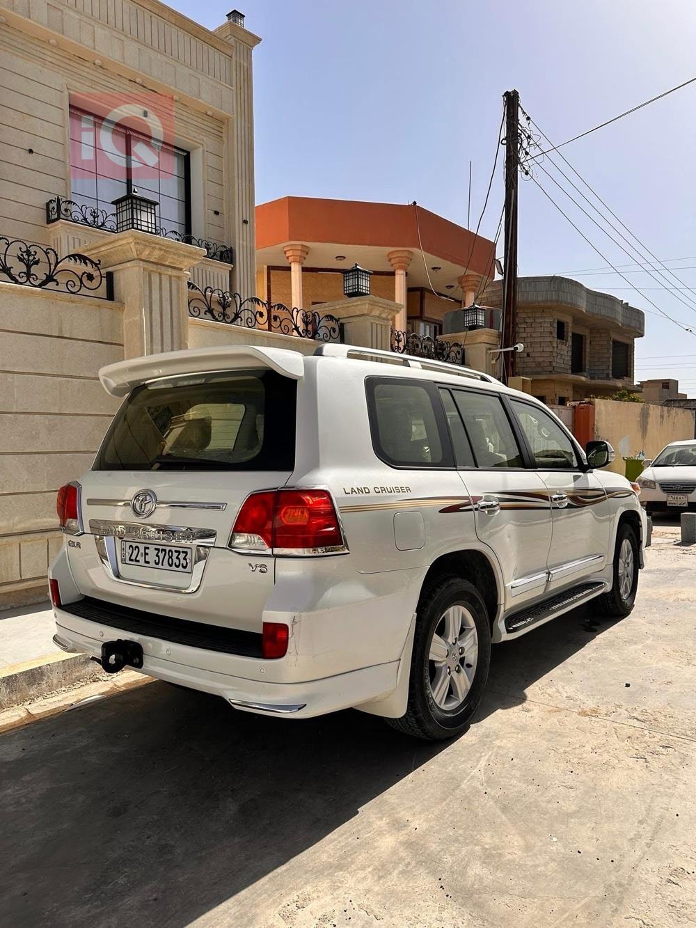 تويوتا لاندكروزر